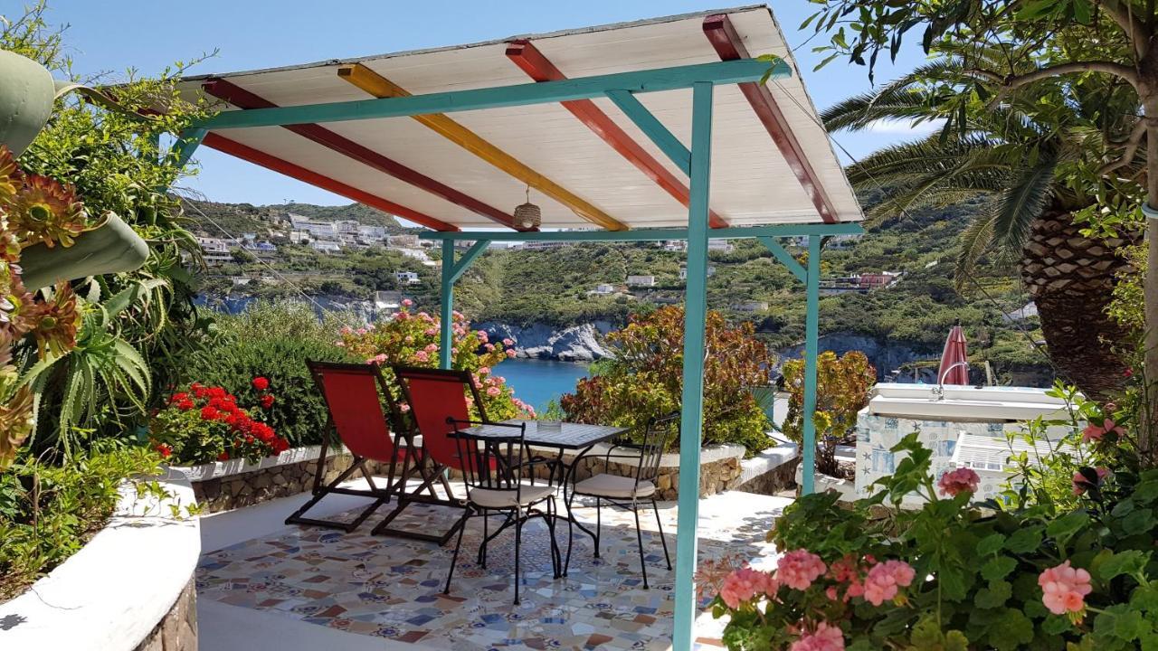 L'Incanto Di Cala Feola Ponza Exterior photo