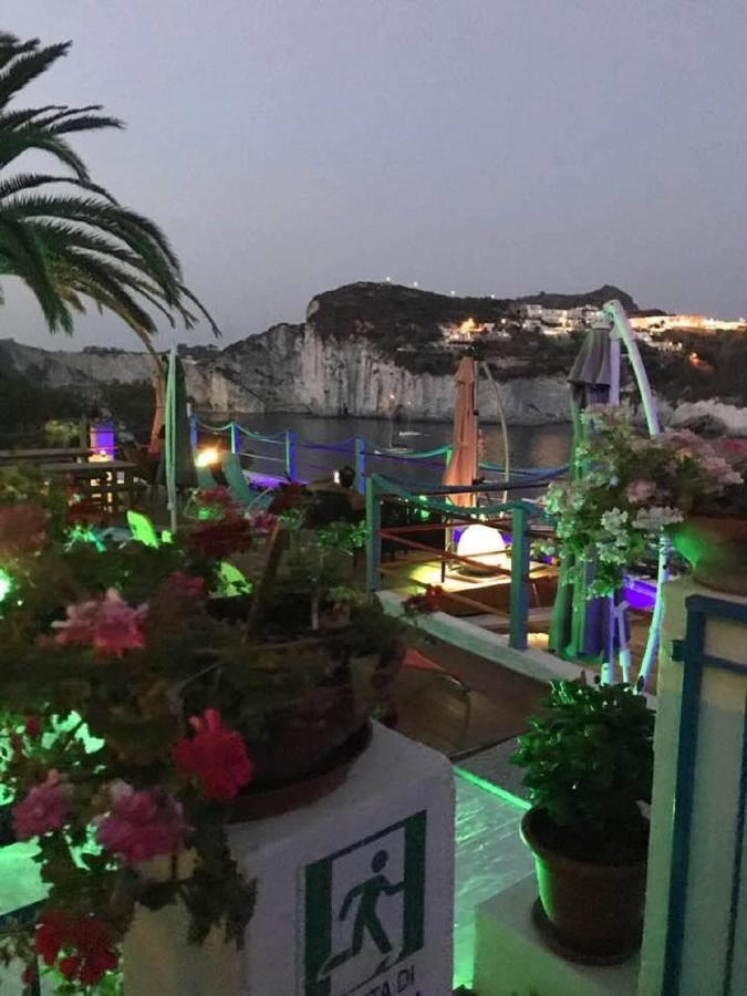 L'Incanto Di Cala Feola Ponza Exterior photo